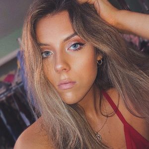 Meet your Posher, Gabby